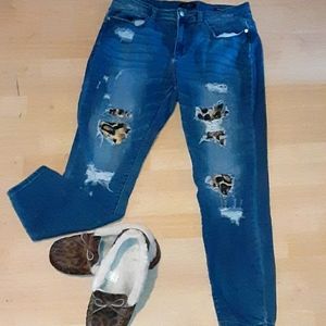 Judy Blue distressed jean